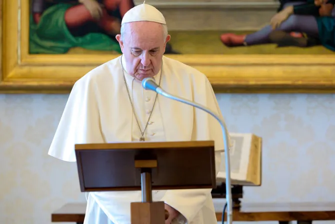 Papa Francisco alza la voz contra las mafias que “cambian la fe por la idolatría”