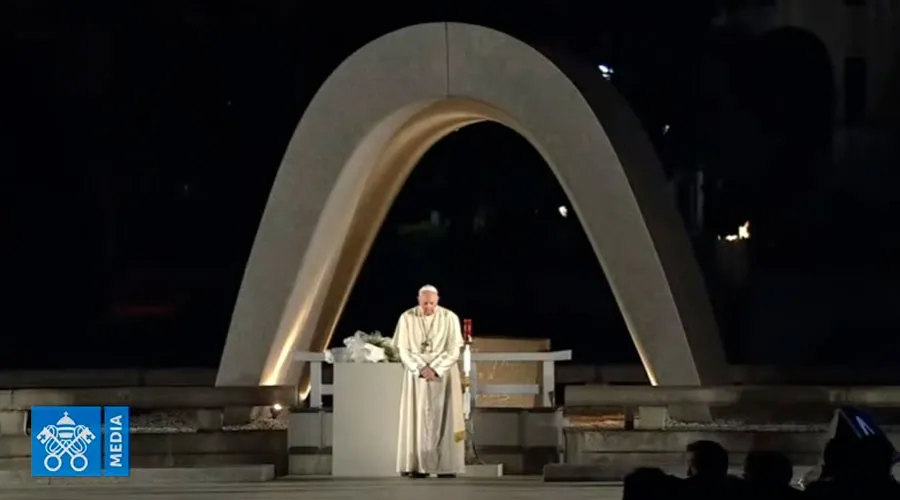 El Papa advierte en Hiroshima: “Seremos juzgados por el uso de armas atómicas”