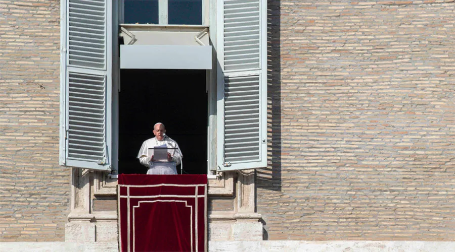 El Papa presidió el rezo del Ángelus desde el Palacio Apostólico. Foto: Vatican Media