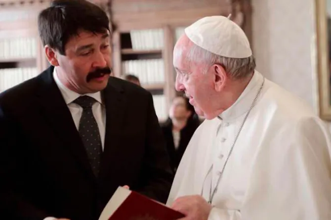 El Papa y el presidente de Hungría conversan sobre el Congreso Eucarístico de Budapest
