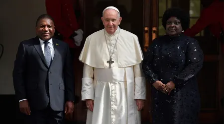 El Papa se solidariza en Mozambique con las víctimas de los ciclones Idai y Kenneth