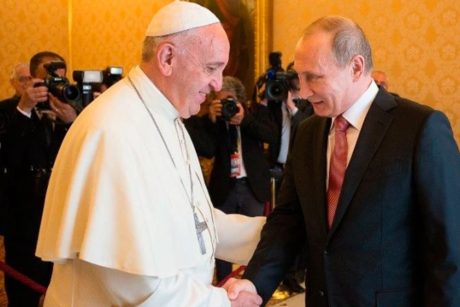 El Papa Francisco recibirá al presidente ruso Vladimir Putin