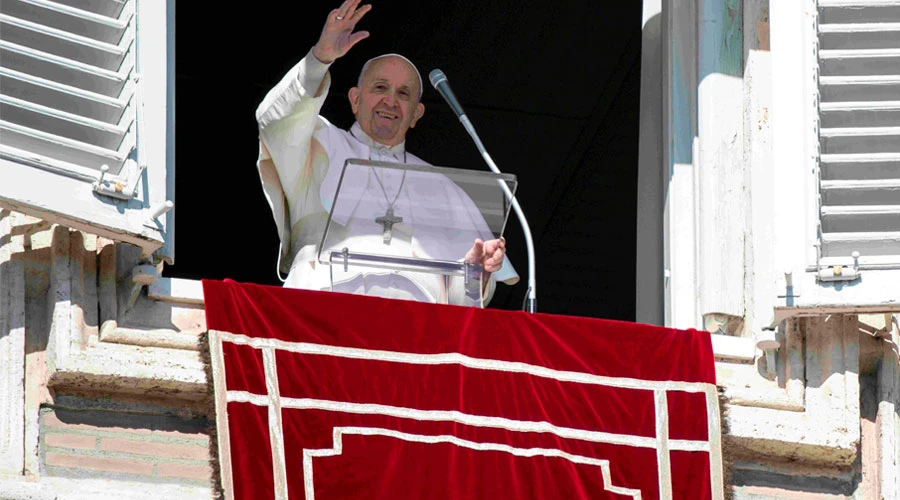 El Papa Francisco durante el rezo del Regina Coeli. Foto: Vatican Media?w=200&h=150