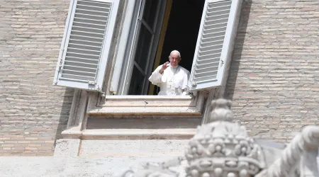 Papa Francisco: “La experiencia de los apóstoles en la Ascensión es también la nuestra”