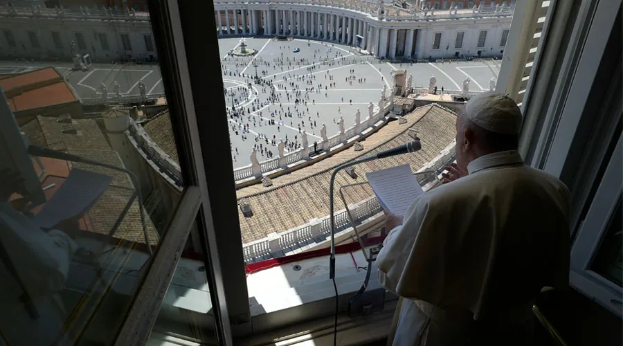 El Papa reza el Regina Coeli desde el Palacio Apostólico. Foto: Vatican Media