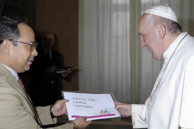 Papa Francisco recibe informe sobre amenazas contra la vida y la familia en México