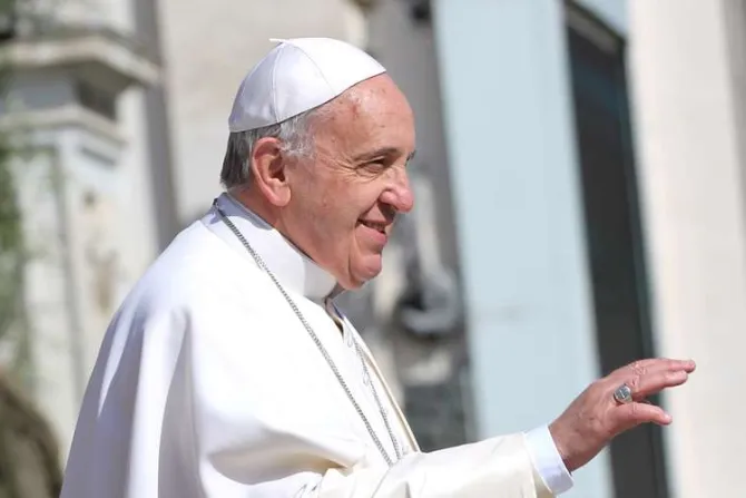 Papa Francisco: “Acudo a Rumanía como peregrino y hermano”
