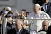 Vaticano emite primer informe tras la cirugía del Papa Francisco