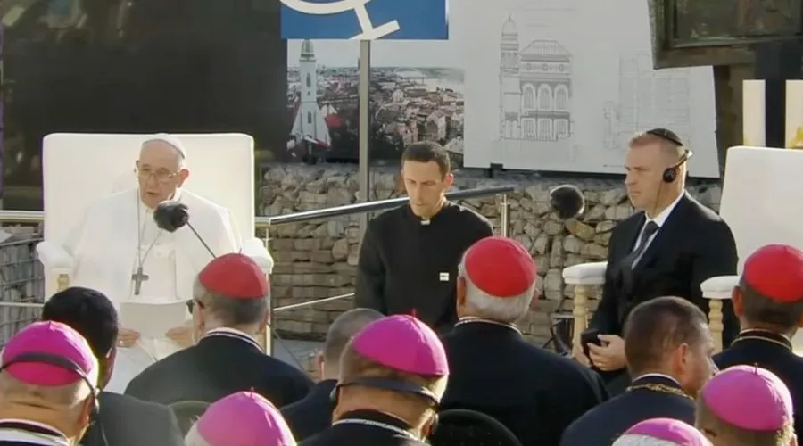 Papa Francisco en encuentro con comunidad judía en Eslovaquia. Crédito: Captura de video / Vatican Media.