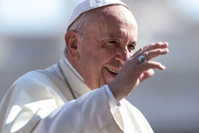Vaticano anuncia resultado de operación del Papa Francisco