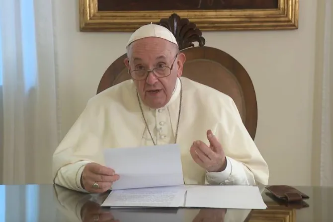 El Papa Francisco alienta a seguir ejemplo de la Virgen María con gestos de amor y servicio