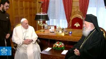 El Papa Francisco y Su Beatitud Ieronymos II. Crédito: Vatican Media (captura de video)