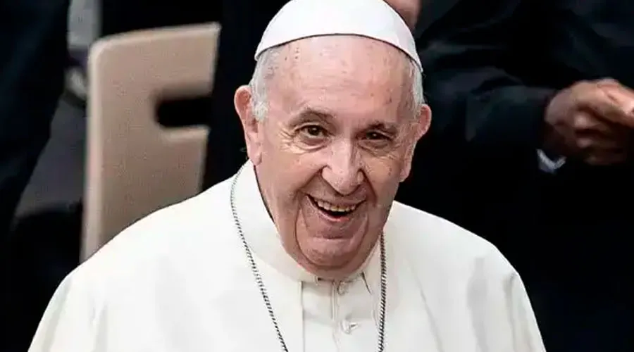 Papa Francisco agradece de corazón las oraciones por su recuperación