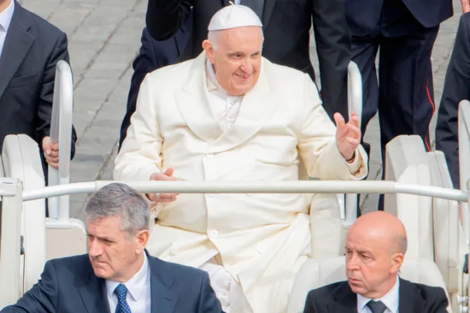 El Papa Francisco invita a vivir la Semana Santa siguiendo el ejemplo de la Virgen María