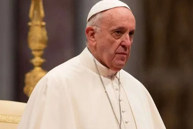 El Papa sobre el aborto: “¿Es justo alquilar un sicario para resolver un problema?”