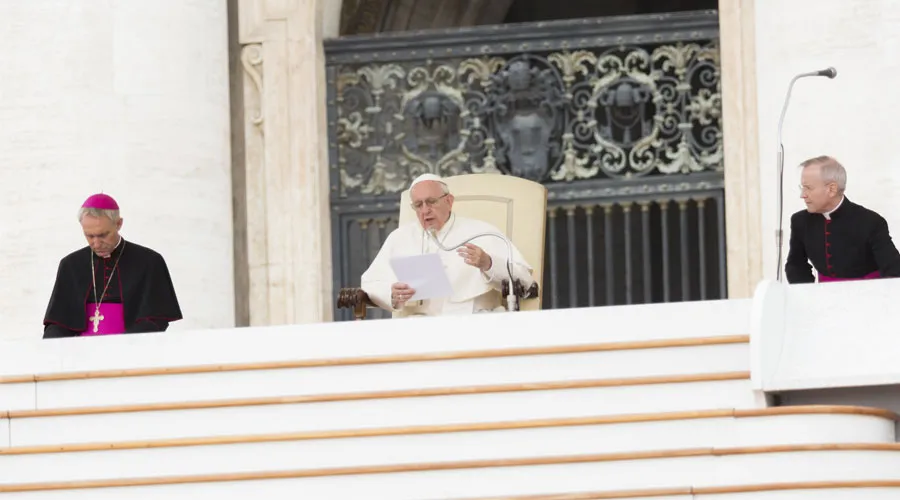 El Papa durante la audiencia. Foto: Marina Testino / ACI Prensa?w=200&h=150