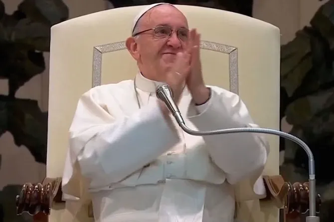 Papa Francisco disfrutó de espectáculo de circo en el Vaticano [VIDEO]