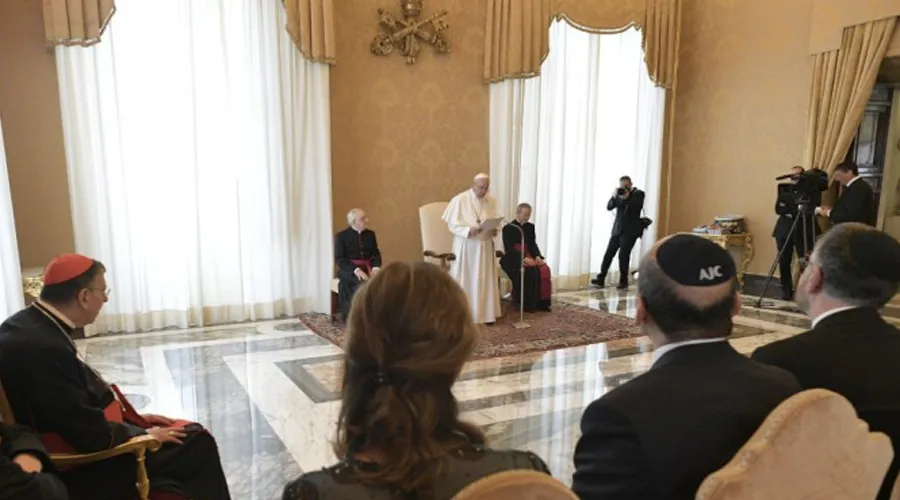 El Papa Francisco recibe al Comité Judío Estadounidense. Foto: Vatican Media