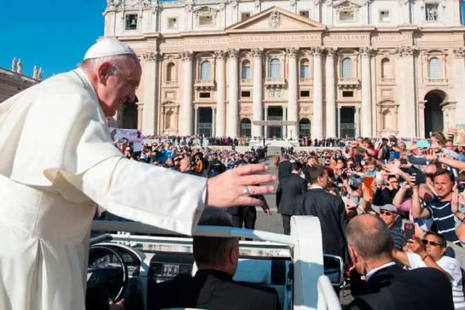 Papa Francisco: Que Dios proteja al mundo entero del terrorismo y del maligno