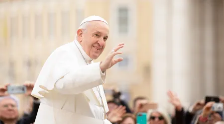 Papa Francisco: Jesús nunca es indiferente a las peticiones y dolores