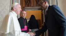 El Papa y el Presidente de Ruanda. Foto: L'Osservatore Romano