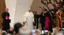 El Papa Francisco durante el encuentro con miembros de Cáritas Italia / Foto: Daniel Ibáñez (ACI Prensa)
