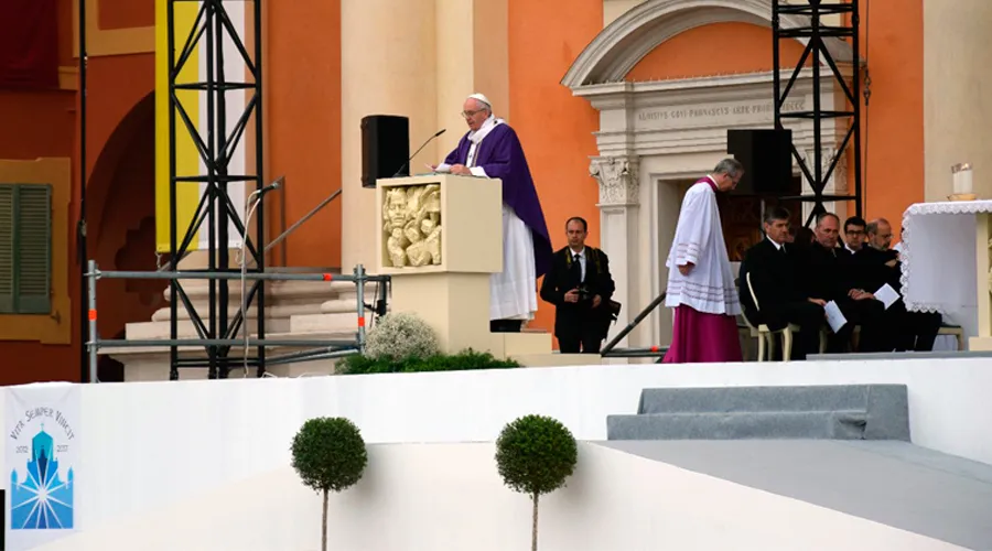 El Papa durante la Misa. Foto: Marco Mancini / ACI Stampa?w=200&h=150