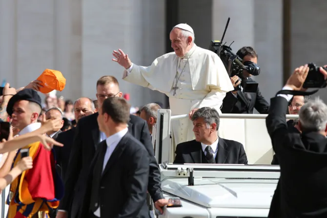 El Papa analiza en nueva entrevista su relación con el gobierno de Argentina 