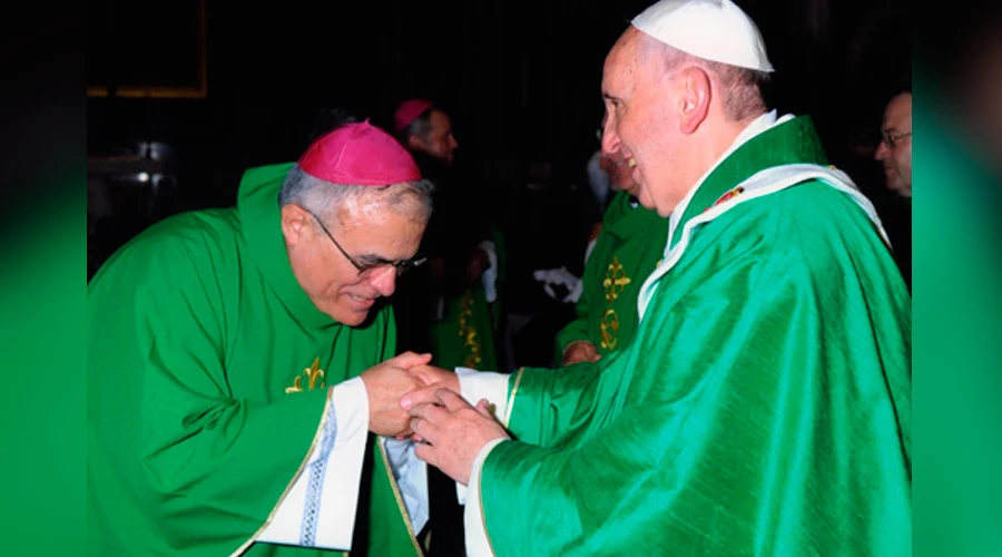 Papa Francisco y Mons. Demetrio Fernu00e1ndez. Foto: Diu00f3cesis de Cu00f3rdoba?w=200&h=150