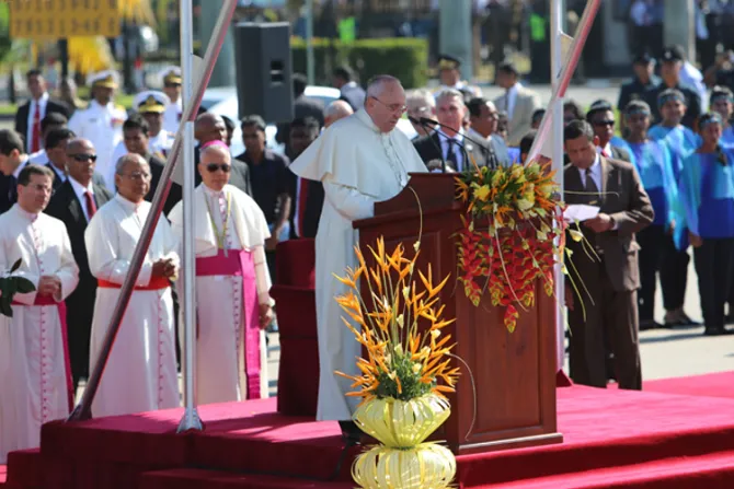 [FOTOS] Visita a Sri Lanka manifiesta “amor y preocupación de la Iglesia”, asegura el Papa Francisco