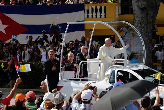 Arzobispo de Madrid: Visita del Papa Francisco ha sido un consuelo para los cubanos
