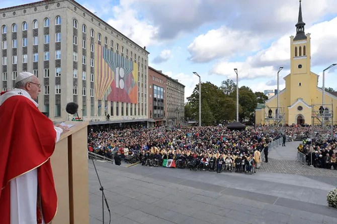 El Papa pide que en Estonia se pierda el miedo de evangelizar ante mayoría no creyente
