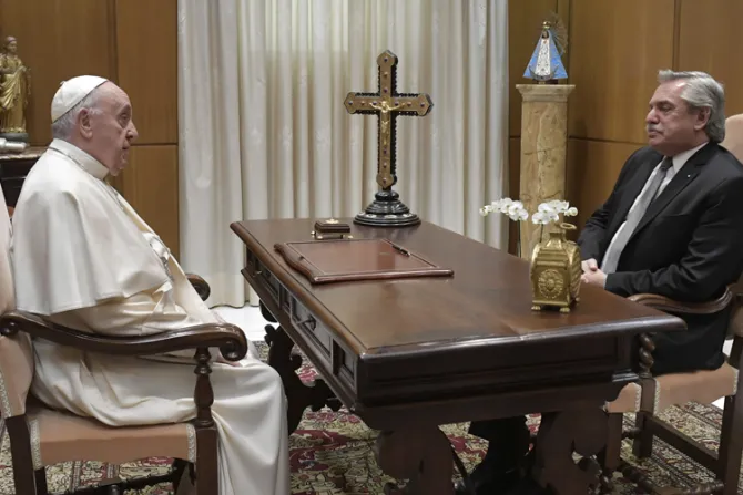 El Papa se reúne por segunda vez en el Vaticano con Alberto Fernández