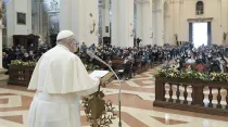 Papa Francisco en Santa María de los Ángeles, Asís. Foto: Vatican Media