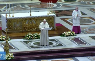 Papa Francisco en la Bendiciu00f3n Urbi et Orbi. Foto: Captura Vatican Media 