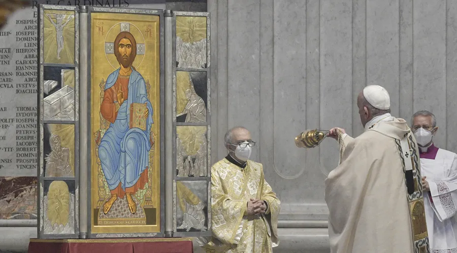 Imagen referencial. Papa Francisco en la Misa de Pascua 2021. Foto: Vatican Media
