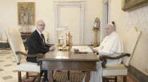 El Papa Francisco con el Presidente de Letonia. Foto: Vatican Media