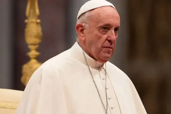 El Papa Francisco lamenta “monstruosas deformaciones” de la Liturgia