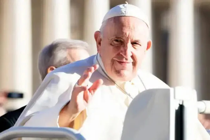 El Papa Francisco pide acabar con la discriminación a los enfermos de lepra