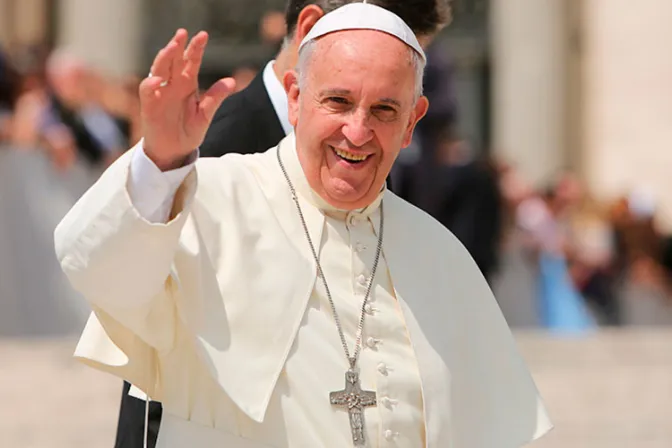 El Papa dará un “impulso para la pastoral familiar” en Irlanda, dice sacerdote