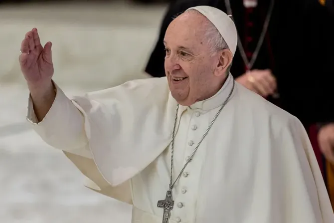 El Papa descarta visita a santuario mariano pero se unirá en peregrinación espiritual