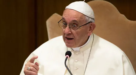 Seguir a Cristo significa dar la vida para salvar almas, afirma el Papa Francisco