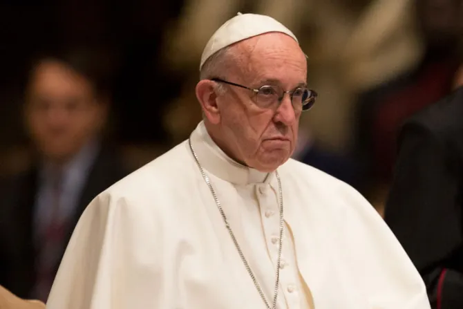 Papa Francisco critica la “superficial condena mediática” contra sacerdotes