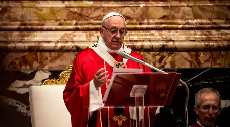 Papa Francisco: La gran tentación es conformarse con una vida sin amor