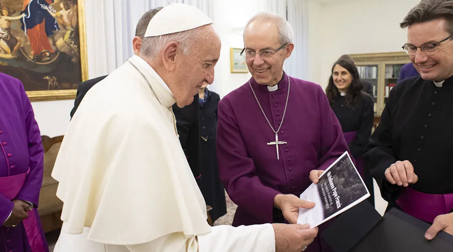 El Papa Francisco y el arzobispo anglicano Justin Welby en el Vaticano. Crédito: Vatican Media?w=200&h=150