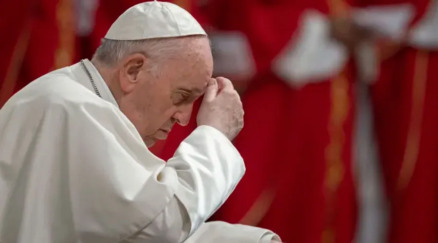 ¿El Papa Francisco alimenta los rumores de una posible renuncia?