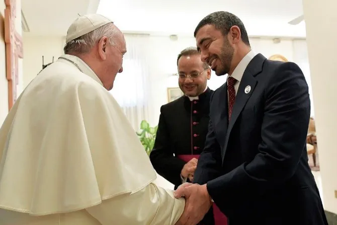 El Papa recibe en el Vaticano al ministro de Exteriores de Emiratos Árabes Unidos