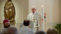 El Papa Francisco durante la Misa en Santa Marta / Foto: L'Osservatore Romano