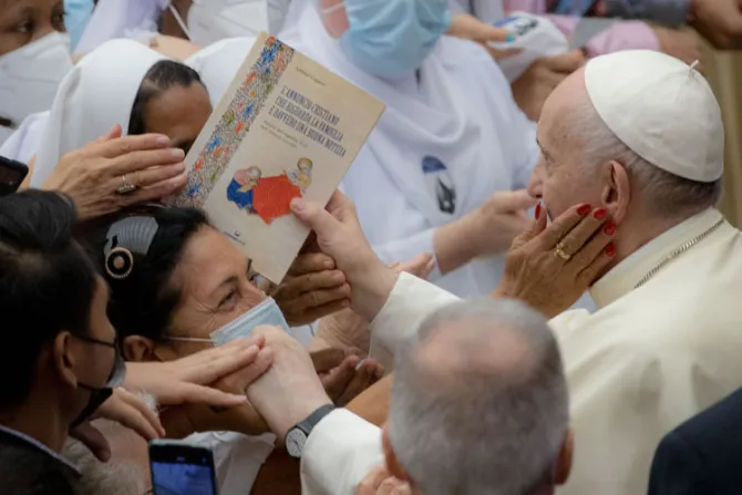 Papa Francisco pide rezar por la Iglesia para que abra siempre la puerta de Dios a todos