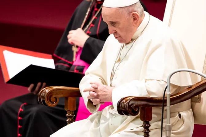 El Papa lamenta la muerte de inocentes en un atentado terrorista en Egipto